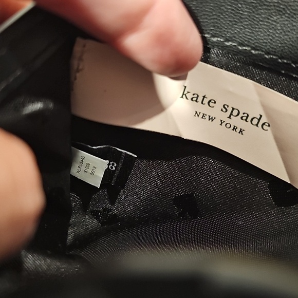 Kate Spade Camerson Black Saffiano Leather Medium Bifold Wallet - Like New - Picture 10 of 10